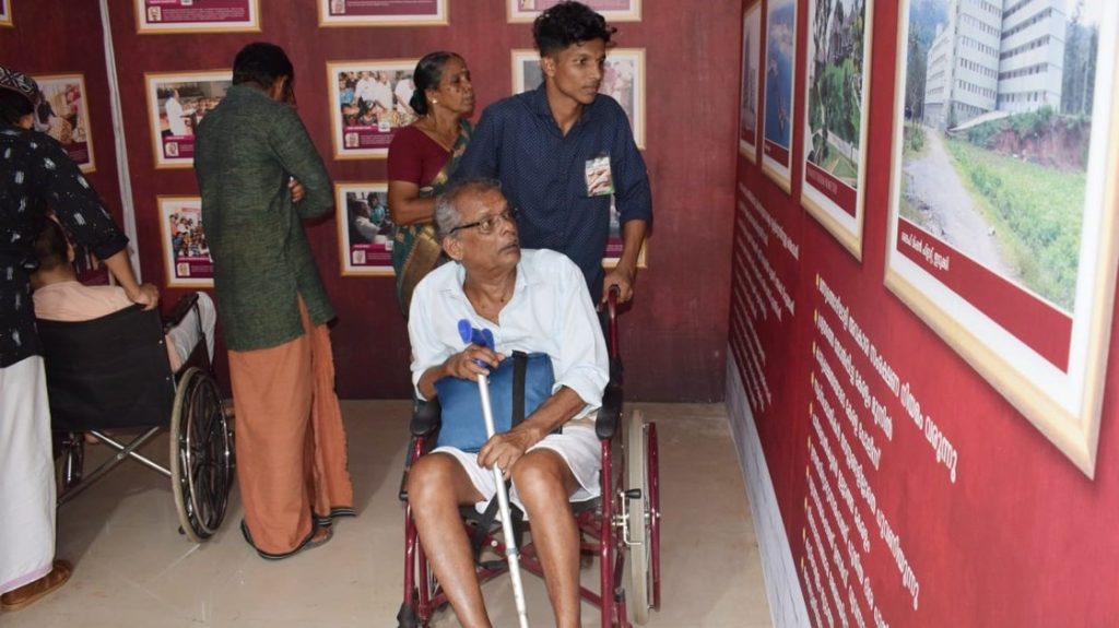 State School Kalolsavam Visti with Palliative Patients